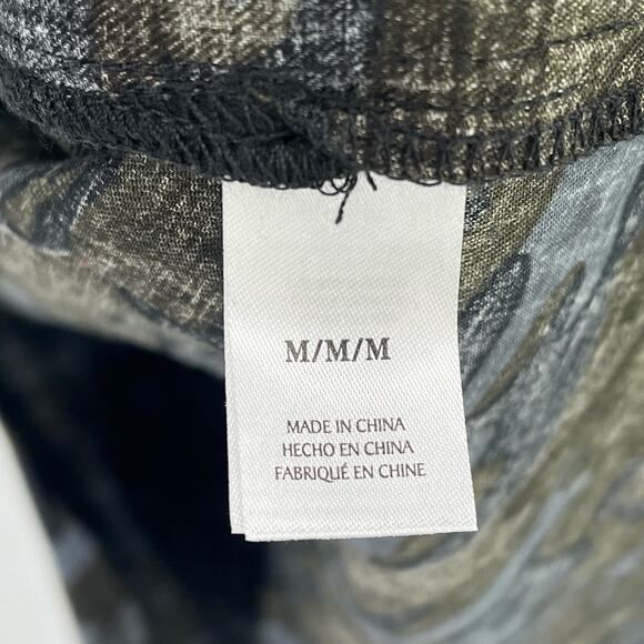 Sanctuary Camo Print Longer Length Tunic Top Shirt Womens Size Medium - Picture 7 of 7